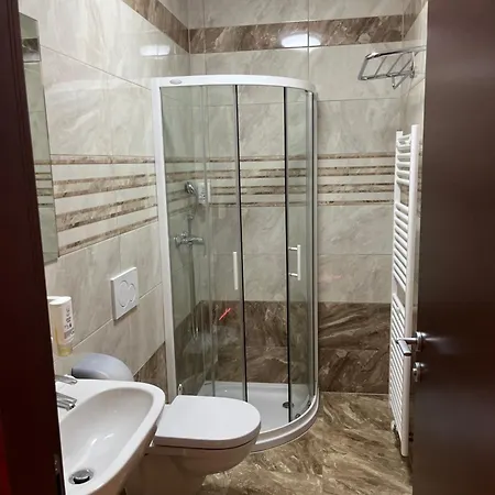 Guest house Prenocisca Zvezda