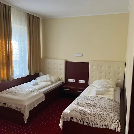 Guest house Prenocisca Zvezda 3*