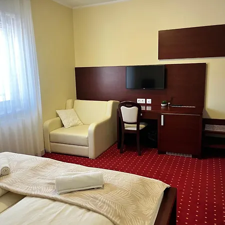 Prenocisca Zvezda Guest house 3*