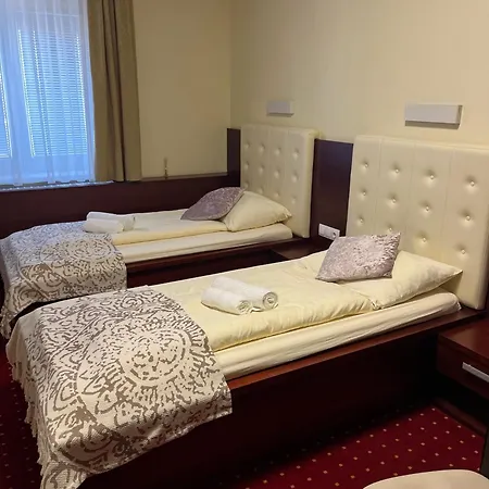 Prenocisca Zvezda