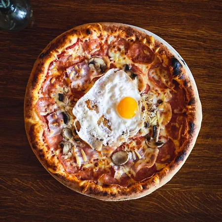 Guest house Prenocisca Zvezda