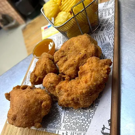 Prenocisca Zvezda בית הארחה ליוטומר