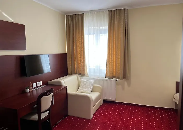 ゲストハウス Prenocisca Zvezda 3*